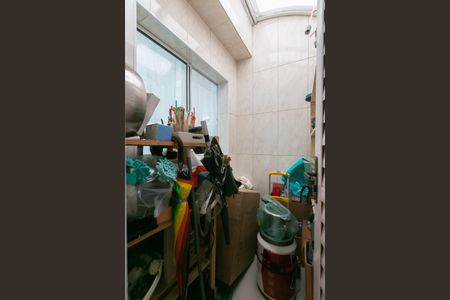 Casa para alugar com 100m², 2 quartos e 1 vagaDespensa