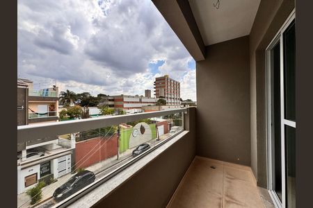 Apartamento para alugar com 108m², 2 quartos e 1 vagaSacada