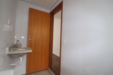 Apartamento à venda com 54m², 2 quartos e 1 vagaBanheiro 2