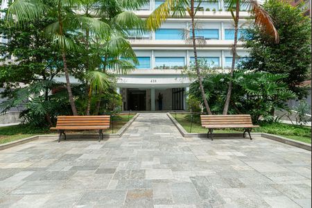 Apartamento à venda com 200m², 3 quartos e 2 vagasÁrea comum - Entrada do Edifício