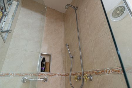 Apartamento à venda com 200m², 3 quartos e 2 vagasBanheiro da Suíte