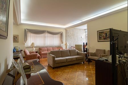 Apartamento à venda com 200m², 3 quartos e 2 vagasSala