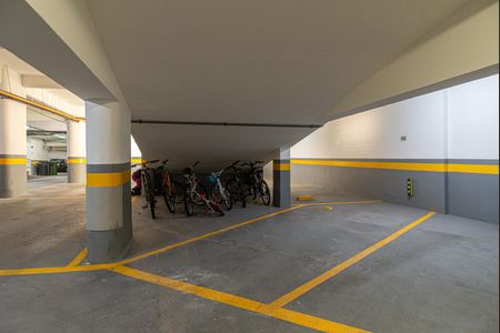Apartamento à venda com 200m², 3 quartos e 2 vagasÁrea comum - Garagem 2