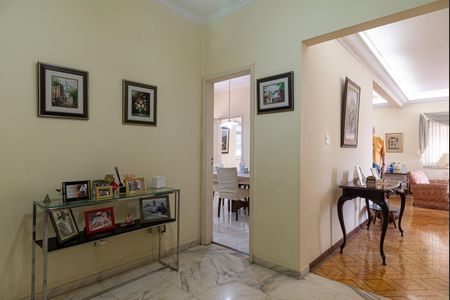 Apartamento à venda com 200m², 3 quartos e 2 vagasSala - Hall de entrada do apartamento