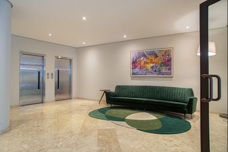 Apartamento à venda com 200m², 3 quartos e 2 vagasÁrea comum - Hall Social