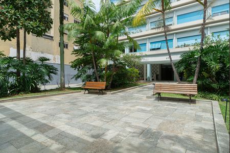 Apartamento à venda com 200m², 3 quartos e 2 vagasÁrea comum - Entrada do Edifício