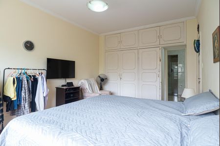 Apartamento à venda com 200m², 3 quartos e 2 vagasSuíte