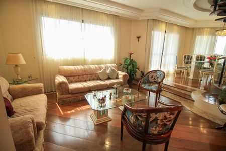 Apartamento à venda com 309m², 3 quartos e 4 vagas Apartamento à venda com 309m², 3 quartos e 4 vagasSala