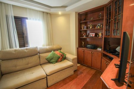 Apartamento à venda com 309m², 3 quartos e 4 vagas Apartamento à venda com 309m², 3 quartos e 4 vagasSala de TV