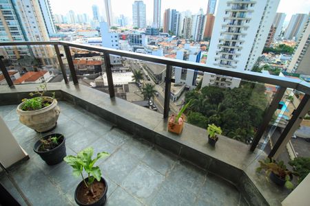 Apartamento à venda com 309m², 3 quartos e 4 vagas Apartamento à venda com 309m², 3 quartos e 4 vagasSala Vista