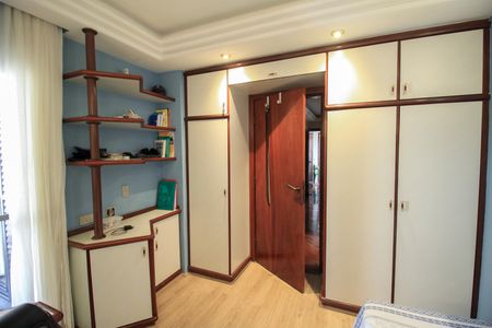 Apartamento à venda com 309m², 3 quartos e 4 vagas Apartamento à venda com 309m², 3 quartos e 4 vagasSuíte 3