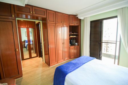 Apartamento à venda com 309m², 3 quartos e 4 vagas Apartamento à venda com 309m², 3 quartos e 4 vagasSuíte 1