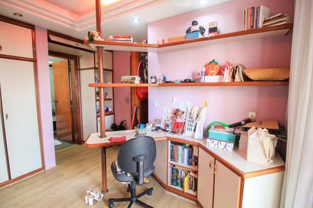 Apartamento à venda com 309m², 3 quartos e 4 vagas Apartamento à venda com 309m², 3 quartos e 4 vagasSuíte 2