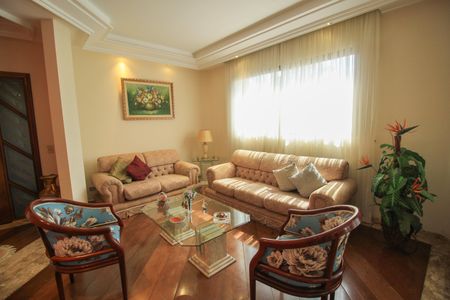 Apartamento à venda com 309m², 3 quartos e 4 vagas Apartamento à venda com 309m², 3 quartos e 4 vagasSala