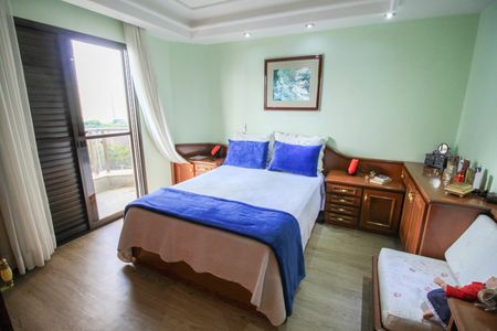 Apartamento à venda com 309m², 3 quartos e 4 vagas Apartamento à venda com 309m², 3 quartos e 4 vagasSuíte 1