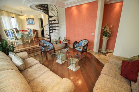 Apartamento à venda com 309m², 3 quartos e 4 vagas Apartamento à venda com 309m², 3 quartos e 4 vagasSala