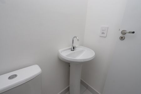 Apartamento para alugar com 44m², 2 quartos e sem vagaBanheiro