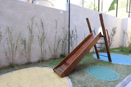 Apartamento para alugar com 44m², 2 quartos e sem vagaÁrea comum - Playground