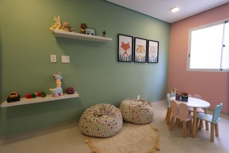 Apartamento para alugar com 44m², 2 quartos e sem vagaÁrea comum - Brinquedoteca