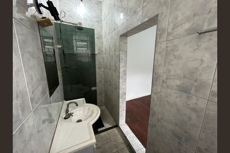 Casa à venda com 299m², 4 quartos e 4 vagasBanheiro da Suíte 1