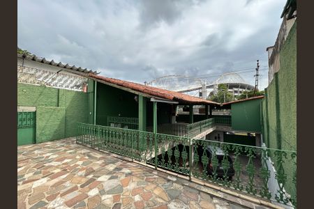 Casa à venda com 299m², 4 quartos e 4 vagasChurrasqueira