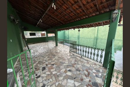 Casa à venda com 299m², 4 quartos e 4 vagasChurrasqueira