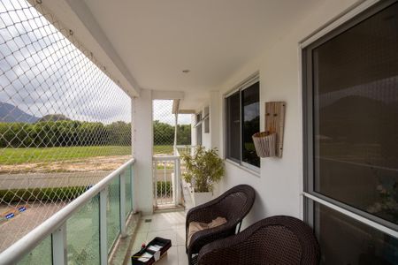 Apartamento para alugar com 84m², 3 quartos e 1 vagaVaranda