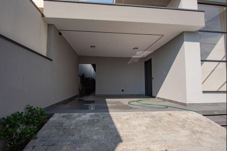 Casa à venda com 150m², 3 quartos e 3 vagas Casa à venda com 150m², 3 quartos e 3 vagasGaragem