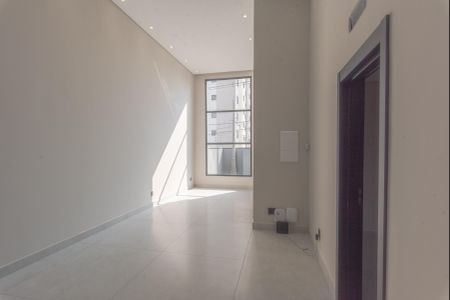 Casa à venda com 150m², 3 quartos e 3 vagas Casa à venda com 150m², 3 quartos e 3 vagasSala