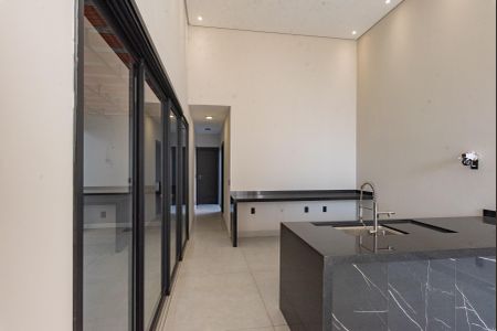 Casa à venda com 150m², 3 quartos e 3 vagas Casa à venda com 150m², 3 quartos e 3 vagasCozinha