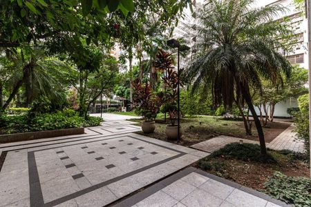 Apartamento à venda com 380m², 3 quartos e 3 vagasJardim Frontal