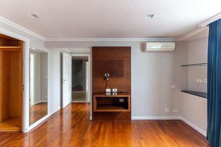 Apartamento à venda com 380m², 3 quartos e 3 vagasQuarto da Suíte 2