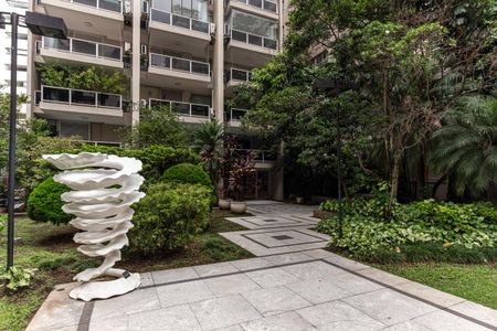 Apartamento à venda com 380m², 3 quartos e 3 vagasJardim Frontal