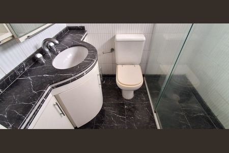 Apartamento à venda com 184m², 4 quartos e 3 vagasBanheiro Suíte 1