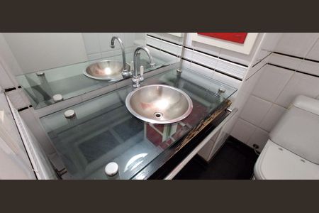 Apartamento à venda com 184m², 4 quartos e 3 vagasBanheiro Social