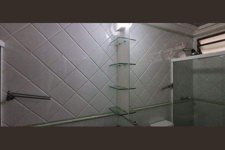 Apartamento à venda com 184m², 4 quartos e 3 vagasBanheiro Suíte 2