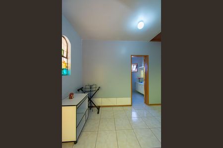 Casa à venda com 240m², 4 quartos e 4 vagas Casa à venda com 240m², 4 quartos e 4 vagasSuíte