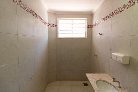 Casa à venda com 400m², 5 quartos e 8 vagasBANHEIRO SOCIAL 2