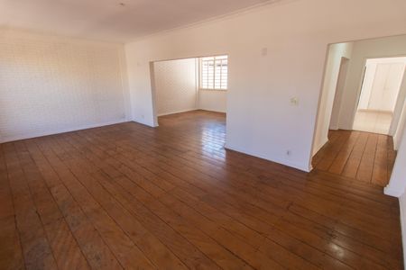 Casa à venda com 400m², 5 quartos e 8 vagasSALA