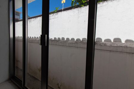 Casa à venda com 400m², 5 quartos e 8 vagasVISTA DO QUARTO 1