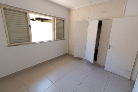Casa à venda com 400m², 5 quartos e 8 vagasQUARTO 2