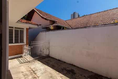 Casa à venda com 400m², 5 quartos e 8 vagasVISTA DO QUARTO 2