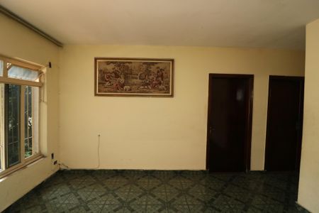 Casa à venda com 250m², 4 quartos e 2 vagasSala