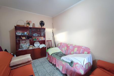 Casa à venda com 204m², 4 quartos e 6 vagas Casa à venda com 204m², 4 quartos e 6 vagasSala de Estar