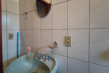 Casa à venda com 204m², 4 quartos e 6 vagas Casa à venda com 204m², 4 quartos e 6 vagasLavabo da Sala