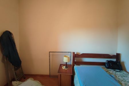 Casa à venda com 204m², 4 quartos e 6 vagas Casa à venda com 204m², 4 quartos e 6 vagasQuarto 3