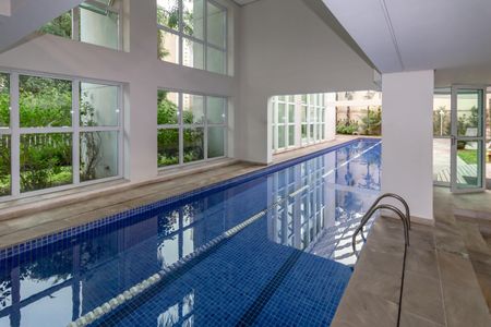 Apartamento para alugar com 130m², 1 quarto e 2 vagasÁrea comum - Piscina 1