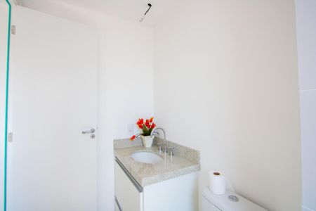 Apartamento à venda com 133m², 4 quartos e 3 vagasBanheiro do quarto 2