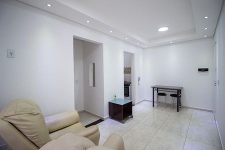 Sala de apartamento para alugar com 1 quarto, 32m² em Lot. Dinora Rosa, Sorocaba