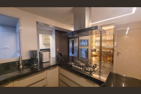 Apartamento à venda com 272m², 4 quartos e 5 vagasCozinha